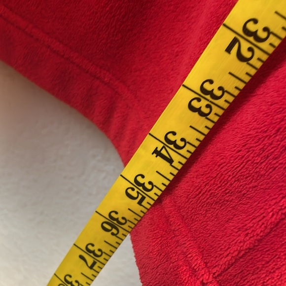 Secret Treasures Soft Red plush belted robe - Picture 12 of 12